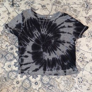 Black And Gray Tye Dye Swirl Cropped Top